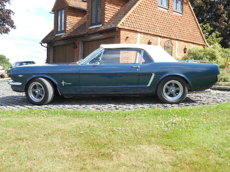 Used 1965 Ford Mustang 5.7ltr V8 convertible for sale in Horsham, West